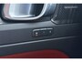 Volvo XC40 1.5 T5 Recharge Inscription | Panoramadak | Trehkaak | Harman/Kardon | Stoel+Stuurverwarming | BLIS | Memory | 21 Inch