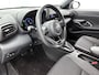Toyota Yaris Cross 1.5 Hybrid 115 Dynamic Comfort Pack | BTW Voertuig | Stuur + Stoelverwarming | Dodehoekdetectie | Parkeersensoren V+A |  Cruise Control Adaptive | Apple CarPlay/Android Auto | Onderweg-naar-dealer