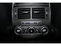 Land Rover Range Rover Sport 5.0 V8 Supercharged SVR | 551PK | Panorama dak | Carbon interieur | Luchtvering | Meridian Audio| F1 flippers | Elektr. trekhaak | Alcantara hemel zwart | Elektrisch verstelbare stoelen met memory | Schaalstoelen + verwarming en ventilatie | Uitlaat klepsysteem | Keyless GO | Standkachel | Stuurverwarming | Achterbank verwarmd | Dodehoekdetectie | Apple carplay |