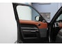 Land Rover Range Rover Sport 5.0 V8 Supercharged SVR | 551PK | Panorama dak | Carbon interieur | Luchtvering | Meridian Audio| F1 flippers | Elektr. trekhaak | Alcantara hemel zwart | Elektrisch verstelbare stoelen met memory | Schaalstoelen + verwarming en ventilatie | Uitlaat klepsysteem | Keyless GO | Standkachel | Stuurverwarming | Achterbank verwarmd | Dodehoekdetectie | Apple carplay |
