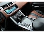 Land Rover Range Rover Sport 5.0 V8 Supercharged SVR | 551PK | Panorama dak | Carbon interieur | Luchtvering | Meridian Audio| F1 flippers | Elektr. trekhaak | Alcantara hemel zwart | Elektrisch verstelbare stoelen met memory | Schaalstoelen + verwarming en ventilatie | Uitlaat klepsysteem | Keyless GO | Standkachel | Stuurverwarming | Achterbank verwarmd | Dodehoekdetectie | Apple carplay |