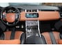 Land Rover Range Rover Sport 5.0 V8 Supercharged SVR | 551PK | Panorama dak | Carbon interieur | Luchtvering | Meridian Audio| F1 flippers | Elektr. trekhaak | Alcantara hemel zwart | Elektrisch verstelbare stoelen met memory | Schaalstoelen + verwarming en ventilatie | Uitlaat klepsysteem | Keyless GO | Standkachel | Stuurverwarming | Achterbank verwarmd | Dodehoekdetectie | Apple carplay |