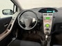 Toyota Yaris 1.3 VVTi Terra Keyles go keyles start Clima