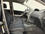 Toyota Yaris 1.3 VVTi Terra Keyles go keyles start Clima