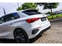Audi A3 Sportback 45 TFSI e S edition Competition | Sportstoelen | HUD | B&O | Matrix | Camera | Apple Carplay
