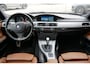 BMW 3-Serie 325i M Sport Edition. org ned 88dkm navi. schuifdak. clima.