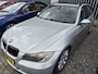 BMW 3-Serie Touring 320i lees tekst!