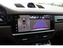 Porsche Cayenne 3.0 E-Hybrid / Trekhaak / Panoramadak / 360Camera / Luchtvering / 21'' / Bose / Sportdesign+Chrono / Leder / Stuur+Stoelverwarming / Dodehoek / DAB / Cruise Control
