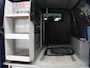 Volkswagen Transporter 2.0 TDI L2H1 30 DC Highline | Leder/Alcantara | Stoelverwarming | Trekhaak | Carplay | Camera | Adaptive cruise | Full LED | Navigatie | Parkeerhulp | 19'' | 5-Persoons | Origineel NL