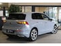 Volkswagen Golf 8 1.5 eTSI Style DSG Navi IQ Led Cam Acc Pdc
