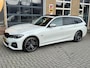 BMW 3-Serie 320e TOURING HIGH EXECUTIVE M-SPORT PANO/LEER/LED/CAMERA/NL-AUTO