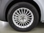 Mercedes-Benz eVito Tourer 129 L2 PRO 90kWh | 8-PERSOONS | Snelladen 110 KWh | Navigatie | Parkeerpakket | Comfortbestuurdersstoel |Dodehoekassistent | 8 Zitplaatsen | 360Km Range | KORTING €25.700,- !!!