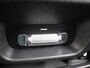 Mercedes-Benz eVito Tourer 129 L2 PRO 90kWh | 8-PERSOONS | Snelladen 110 KWh | Navigatie | Parkeerpakket | Comfortbestuurdersstoel |Dodehoekassistent | 8 Zitplaatsen | 360Km Range | KORTING €25.700,- !!!