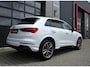 Audi Q3 45 TFSI e 3x S-Line 245PK | Pano | Trekhaak | Alcantara | Keyless | Digitaal Dash | Matrix Led | Stoelverwarming | Dodehoek detectie | Carplay / Android Auto | Adaptive Cruise | Lane Assist