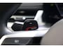 BMW 2-Serie Active Tourer 218i M-Pakket | Pano | HUD | Harman Kardon | Adap Cruise | LED | Elektr. Stoel Mem | DAB | Keyless | Camera | Etc.