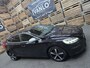 Volvo V40 1.5 T3 Kinetic R Design Pano LED Camera Trekhaak Clima Cruise LM