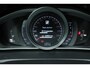 Volvo V40 T2 Kinetic 129PK Handgeschakeld | Verwarmbare Voorruit | Trekhaak | Getint Glas | Cruise Control | Navigatie | Bluetooth | Achteruitrijcamera | Parkeersensoren Achter | Stoelverwarming |