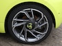 Abarth 500c 42 kWh 155pk Cabrio | Alcantara interieur | Navigatie | AppleCarplay/Android | Verwarmde voorstoelen