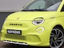 Abarth 500c 42 kWh 155pk Cabrio | Alcantara interieur | Navigatie | AppleCarplay/Android | Verwarmde voorstoelen