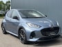 Mazda 2 Hybrid 1.5 Homura / Uit Voorraad Leverbaar! / Nieuwe kleur: Sky Grey