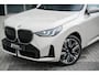 BMW X3 30e xDrive | M Sportpakket Pro | Trekhaak | Panoramadak | Driving Assistant Professional | Head- up display | Elektrische Sportstoelen | Parking Assistant professional | Harman/Kardon Surround Sound systeem  | Innovation Pack |