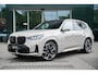 BMW X3 30e xDrive | M Sportpakket Pro | Trekhaak | Panoramadak | Driving Assistant Professional | Head- up display | Elektrische Sportstoelen | Parking Assistant professional | Harman/Kardon Surround Sound systeem  | Innovation Pack |