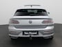 Volkswagen Arteon Shooting Brake 1.4 TSI eHybrid R-Line Business+ 218 PK| Trekhaak | Panoramadak | 360 Camera | Head-Up Display | Navigatie Pro | Stoelverwarming | Stuurwielverwarming | Achterklep Elektrisch