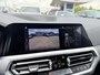 BMW 3-Serie 330i High Executive M Sport Schuif-/ Kanteldak 19 Inch Wegklapbare trekhaak Achteruitrijcamera Carplay Stoelverwarming