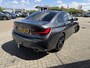 BMW 3-Serie 330i High Executive M Sport Schuif-/ Kanteldak 19 Inch Wegklapbare trekhaak Achteruitrijcamera Carplay Stoelverwarming