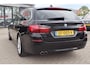 BMW 5-Serie Touring 520d High Executive | Head-up display | Lane assist | Elek Panoramadak