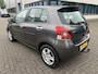 Toyota Yaris 1.3 VVTi Aspiration AIRCO BLUETOOTH TREKHAAK NAP!