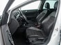 Volkswagen Golf 1.4 TSI Highline Massage/18"/Xenon/Clima!