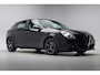 Alfa Romeo Giulietta 1.4 T Distinctive Aut. [ Navigatie Leder Stoelverwarming ]