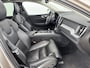 Volvo XC60 B4 Ultimate Bright | 20" | Panoramadak | 360 Camera | Head-Up | Harman Kardon | Full LED | Elektr. verst. Stoelen | Getint Glas | Adaptieve Cruise | BLIS | Stoel/Stuurverwarming