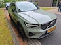 Volvo XC40 2.0 B4 Plus Dark | Trekhaak | Adaptive Cruiscontrol | Blis | PDC V+A en Camera | Verwarmbare Voorruit | Stoel + Stuurverwarming | Apple Carplay-Android Auto
