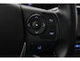 Toyota Auris Touring Sports 1.8 Hybrid Executive | Panoramadak | Navigatie | Stoelverwarming | Parkeersensoren voor/achter | LED | Keyless | Cruise Control | Clima | Camera | Rijstrooksensor | 16 inch | Bluetooth