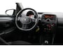 Toyota Aygo 1.0 VVT-i x-now | Volledige dealerhistorie | Origineel NL | Airco | LED dagrijverlichting | Elektrische ramen voor | Radio