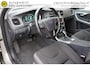 Volvo V60 1.6 T4 180PK MOMENTUM ORIGINEEL NEDERLANDS NAVIGATIE TREKHAAK LED PDC ECC AIRCO CRUISECONTROL LMV BLISS PRIVACYGLAS 4X ELECTR.RAMEN/SPIEGELS
