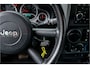 Jeep Wrangler Unlimited 3.8 Sahara / Black edition / 90 dkm !