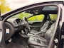 Volvo V40 2.0 T4 190 PK Business Sport Design Automaat Panoramadak, Leder,Full-Led Xenon