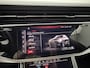 Audi Q8 60 TFSI e quattro Pro Line S Competition | Trekhaak | Head-Up Display | Panoramadak | Leer | Luchtvering