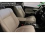 Mitsubishi Outlander 2.0 PHEV Instyle | leder | schuifdak |trekhaak | premium audio | stoelverwarming | climate & cruise control
