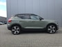 Volvo XC40 Recharge Ultimate 70 kWh 20 inch velgen / Nubuck / Harman Kardon audio / Elektrisch verstelbare stoelen / Stoel/- en stuurverwarming