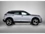 Peugeot e-2008 EV 156pk Allure Avantage 54 kWh Automaat | Navigatie | 360° Camera | 3-Fase | Adaptieve Cruise Control | Dodehoekdetectie | Climate Control | 17"LMV | Apple Carplay/Android Auto |