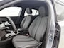 Peugeot e-2008 EV 156pk Allure Avantage 54 kWh Automaat | Navigatie | 360° Camera | 3-Fase | Adaptieve Cruise Control | Dodehoekdetectie | Climate Control | 17"LMV | Apple Carplay/Android Auto |