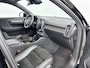 Volvo XC40 Recharge P8 AWD R-Design | 19" | Leder/Nubuck | Adaptieve Cruise | BLIS | Keyless | Stoel/Stuurverwarming | Elektr. Achterklep | Parkeerverwarming |