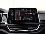 Volkswagen T-Roc 1.5 TSI R-Line Edition 150PK DSG | Led | Trekhaak | Navigatie | Stoelverwarming | Camera
