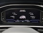 Volkswagen T-Roc 1.5 TSI R-Line Edition 150PK DSG | Led | Trekhaak | Navigatie | Stoelverwarming | Camera
