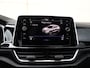 Volkswagen T-Roc 1.5 TSI R-Line Edition 150PK DSG | Led | Trekhaak | Navigatie | Stoelverwarming | Camera