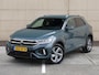 Volkswagen T-Roc 1.5 TSI R-Line Edition 150PK DSG | Led | Trekhaak | Navigatie | Stoelverwarming | Camera